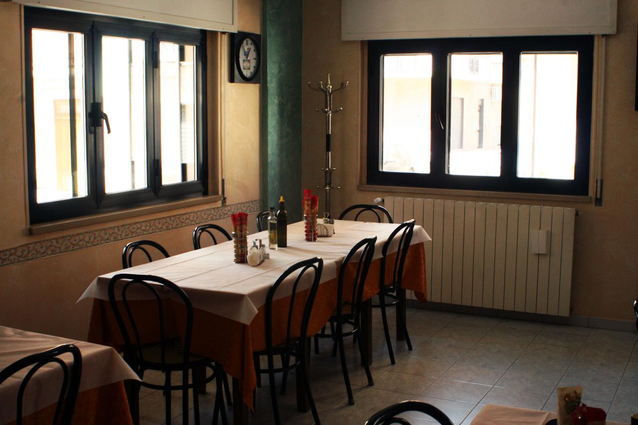 Albergo Italia Lavello Eksteriør billede